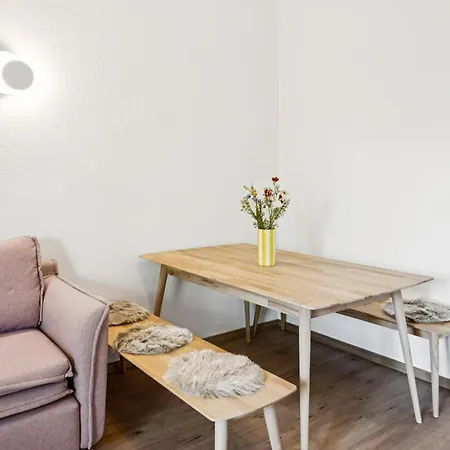 דירה Moderne Fuer Familien I Zentral I Balkon פירנה