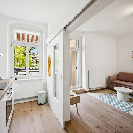 דירה Moderne Fuer Familien I Zentral I Balkon פירנה