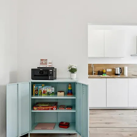 דירה Moderne Fuer Familien I Zentral I Balkon פירנה